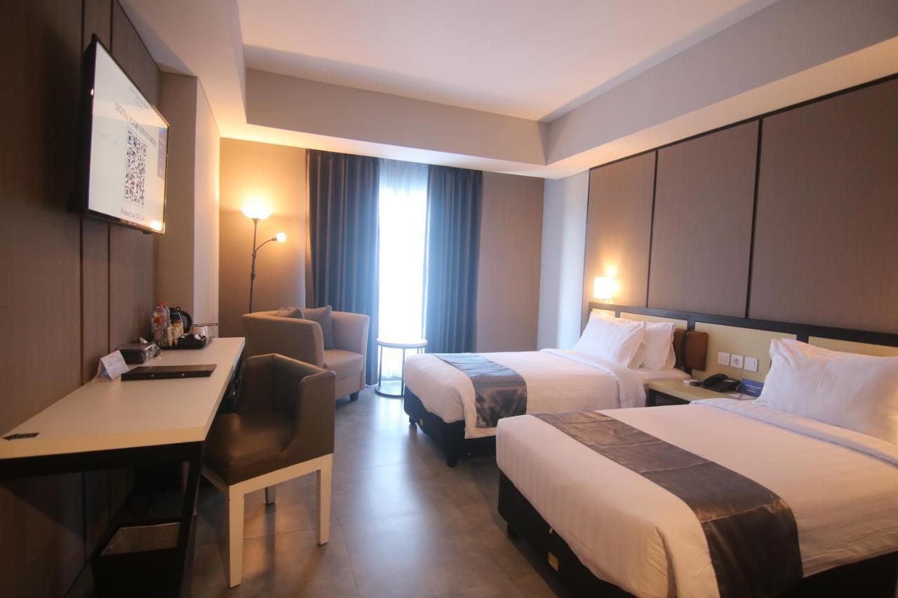 Bess Mansion Hotel Surabaya Wonocolo Ngoại thất bức ảnh